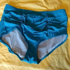 Torrid high waisted runched swimsuit bottom